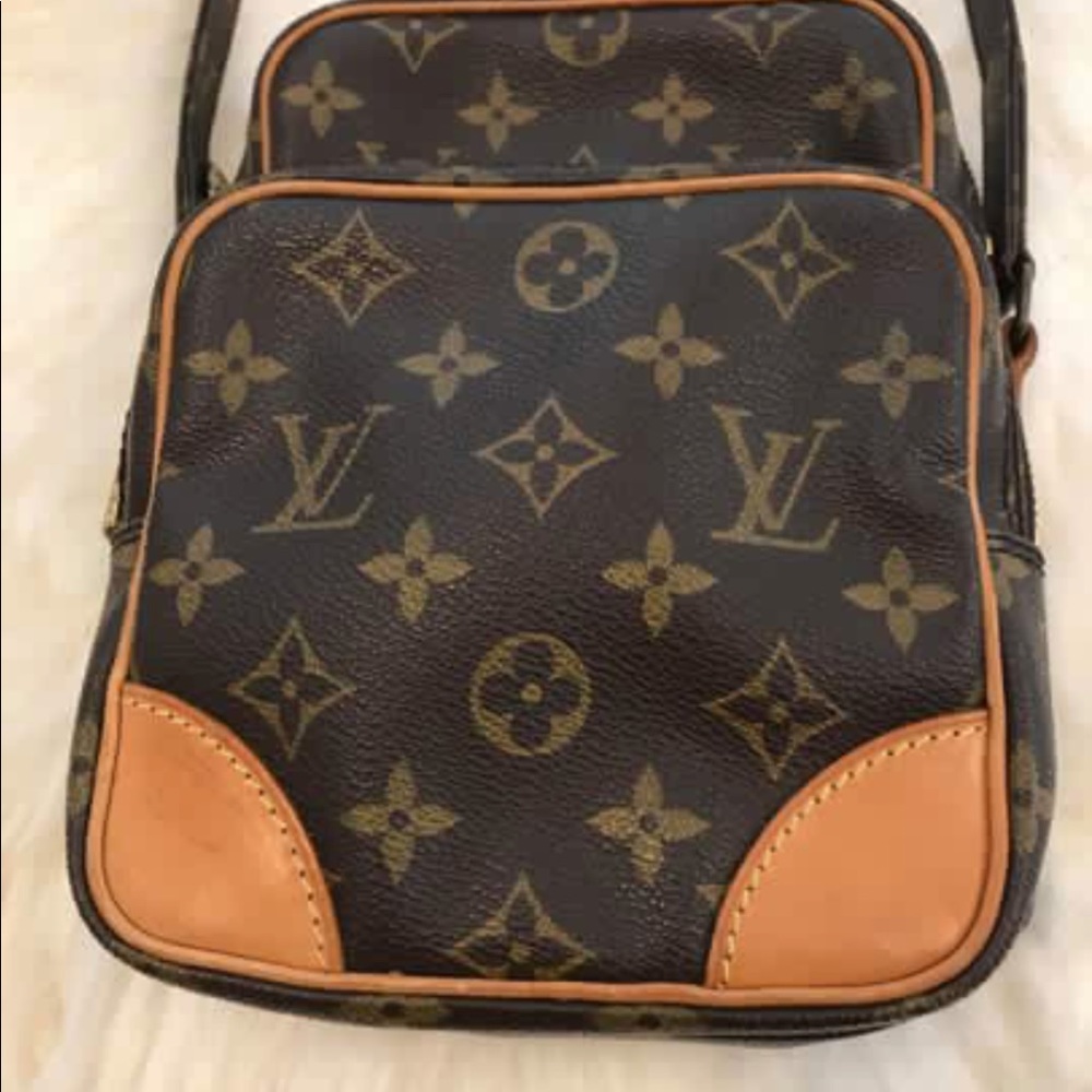 Authentic LV.